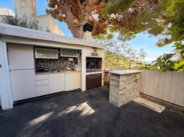 4 soverom Leilighet til salgs i Roses med garasje - € 619 000 (Ref: 10174526)