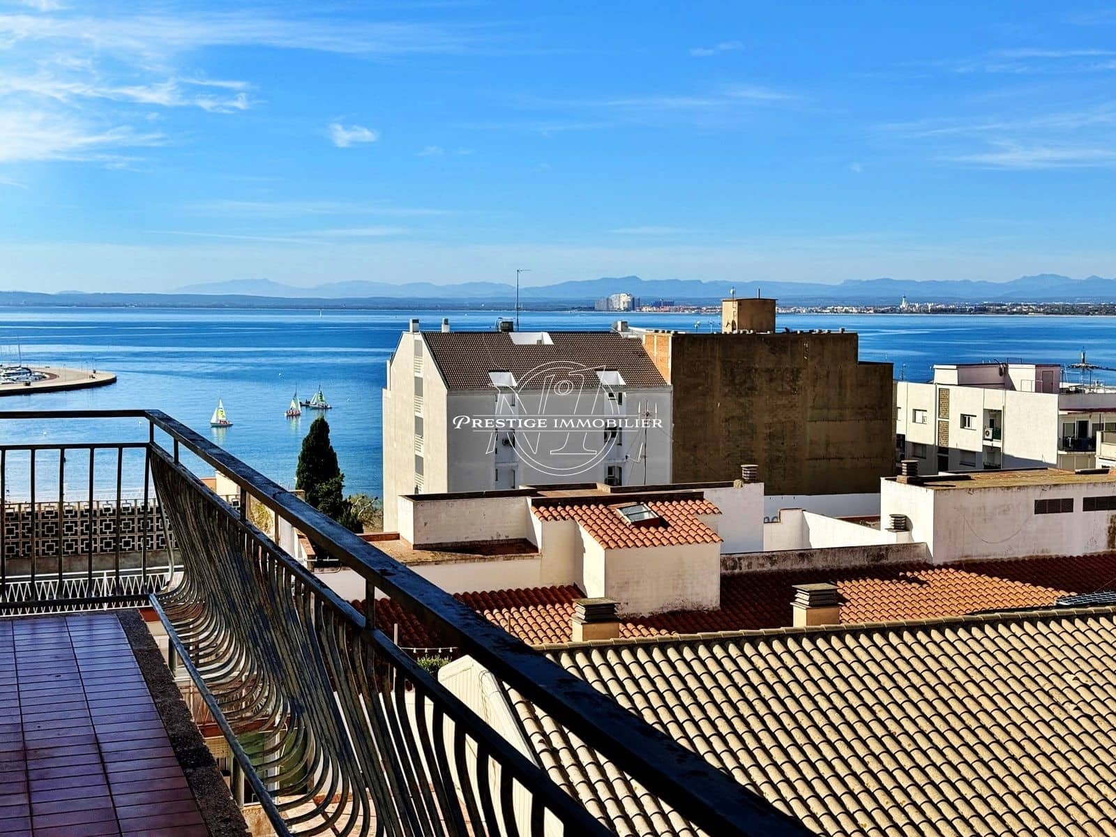 4 soverom Leilighet til salgs i Roses - € 364 000 (Ref: 10179612)