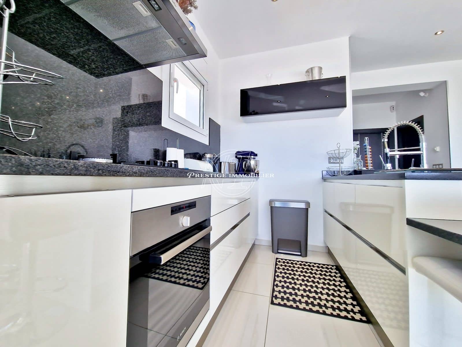 4 sypialnia Willa na sprzedaż w Roses z garażem - 595 000 € (Ref: 10179613)