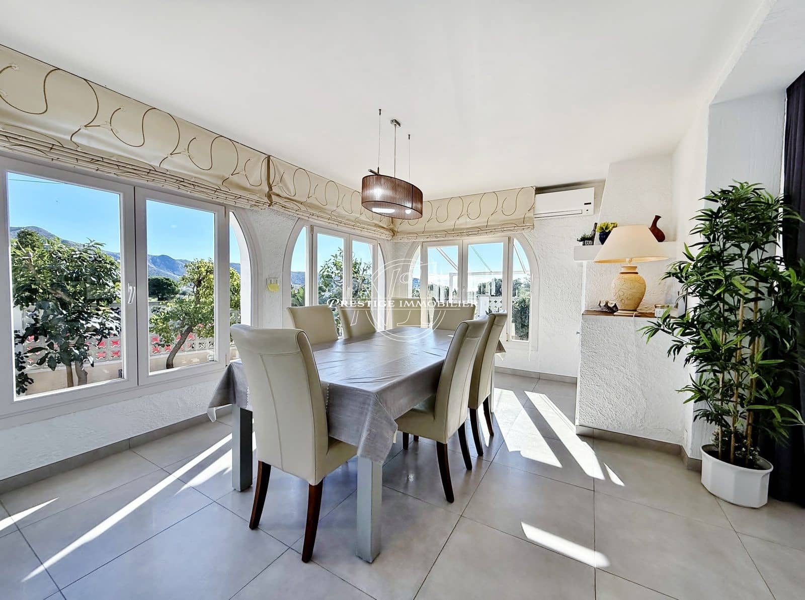 3 soveværelse Villa til salg i Roses med swimmingpool garage - € 425.000 (Ref: 10183856)