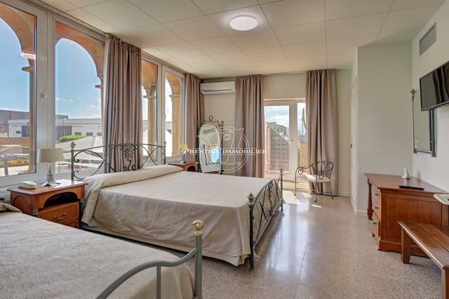 Erhverv til salg i Empuriabrava, Castelló d'Empúries - € 5.000.000 (Ref: 9261848)