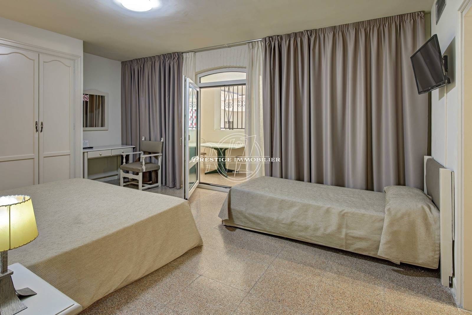 Erhverv til salg i Empuriabrava - € 5.000.000 (Ref: 9261848)