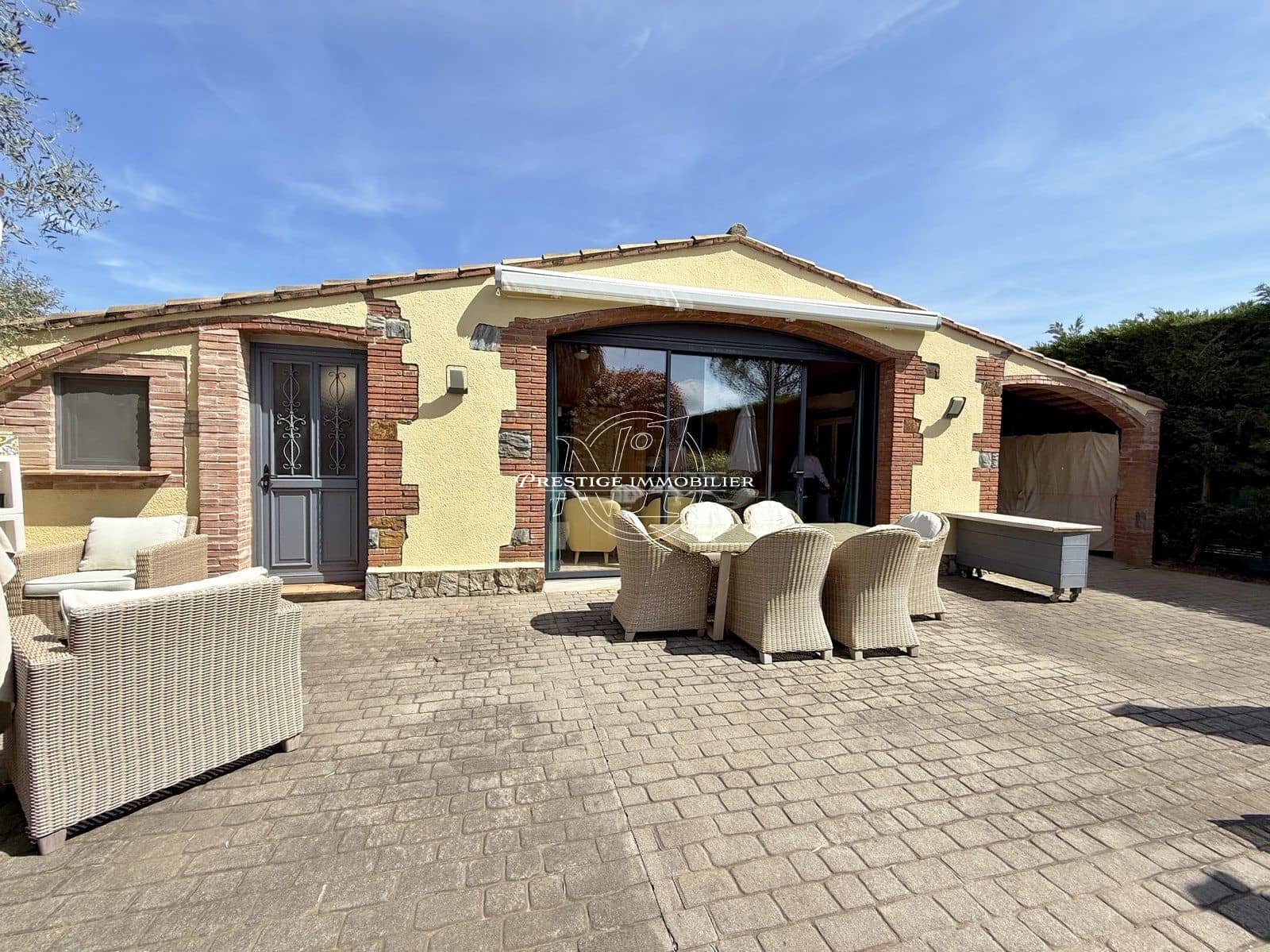 4 soverom Villa til salgs i Peralada med svømmebasseng - € 2 290 000 (Ref: 9261849)