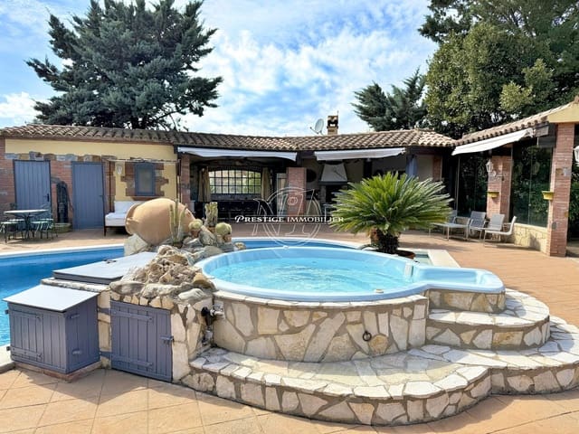 4 bedroom Villa for sale in Peralada with pool - € 2,290,000 (Ref: 9261849)