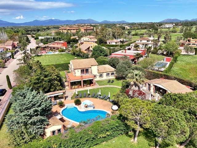 4 bedroom Villa for sale in Peralada with pool - € 2,290,000 (Ref: 9261849)