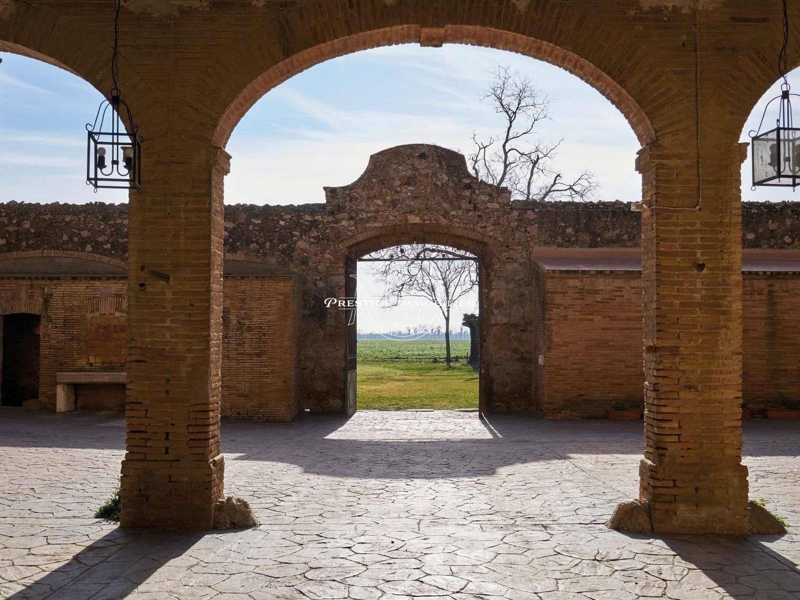 13 soverom Finca/Herregård til salgs i Castello d'Empuries - € 4 200 000 (Ref: 9261851)