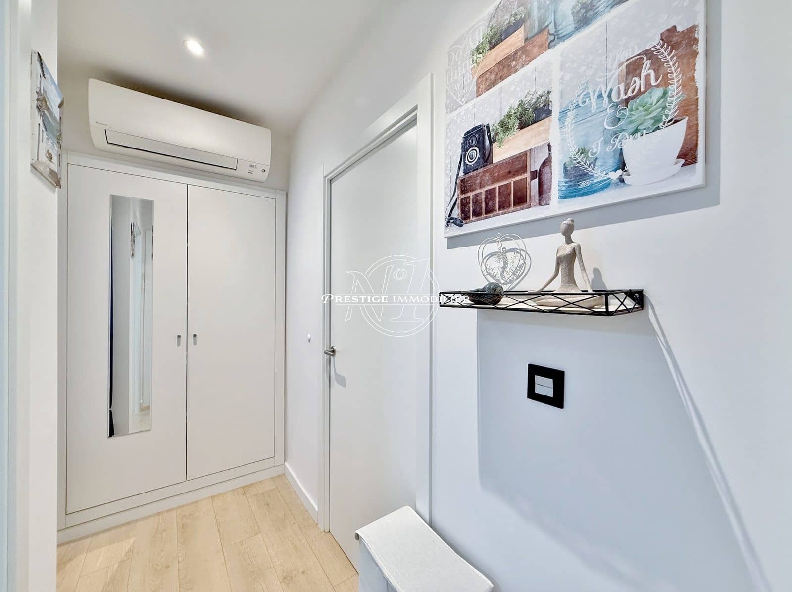 3 bedroom Apartment for sale in Roses - € 265,000 (Ref: 9263590)