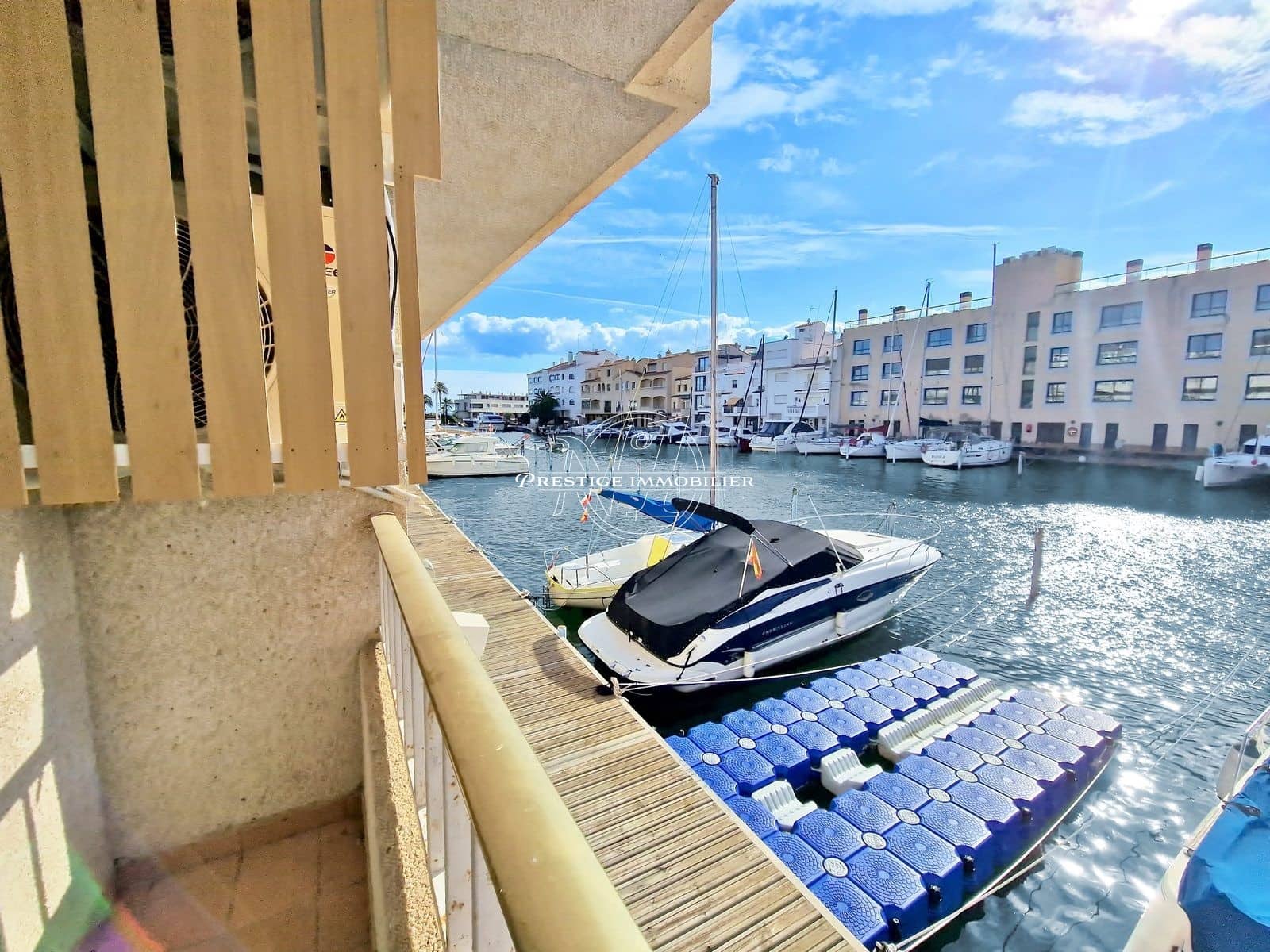 2 Zimmer Apartment zu verkaufen in Empuriabrava - 245.000 € (Ref: 9263591)