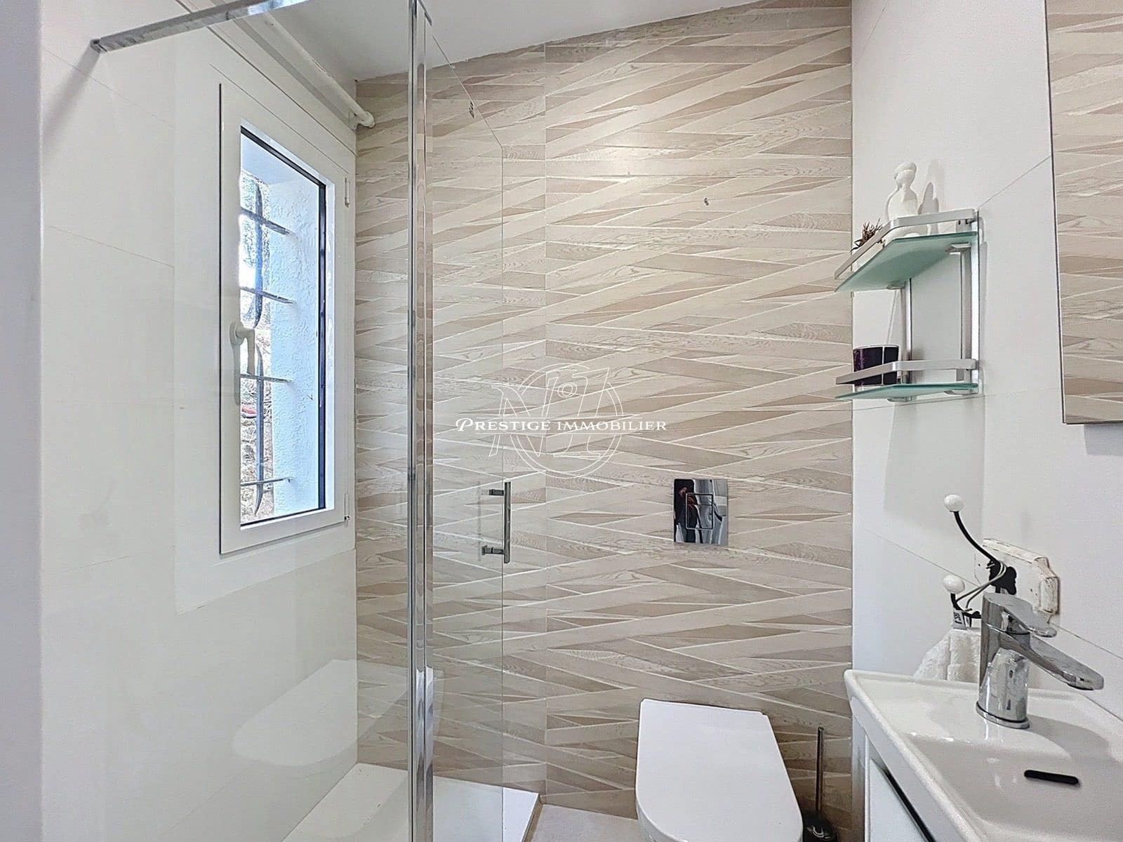 6 bedroom Villa for sale in Roses with pool - € 2,490,000 (Ref: 9263592)