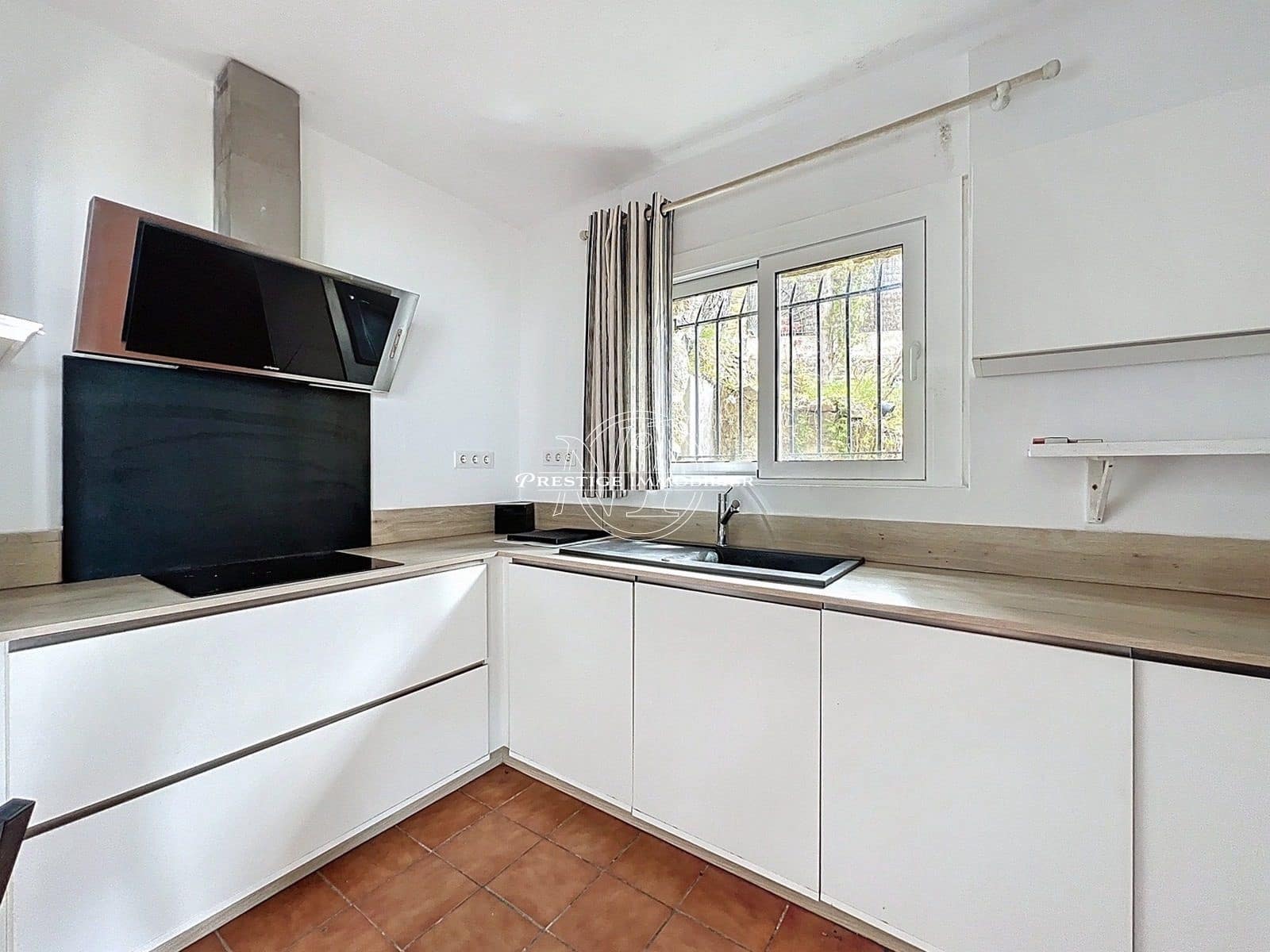 6 bedroom Villa for sale in Roses with pool - € 2,490,000 (Ref: 9263592)