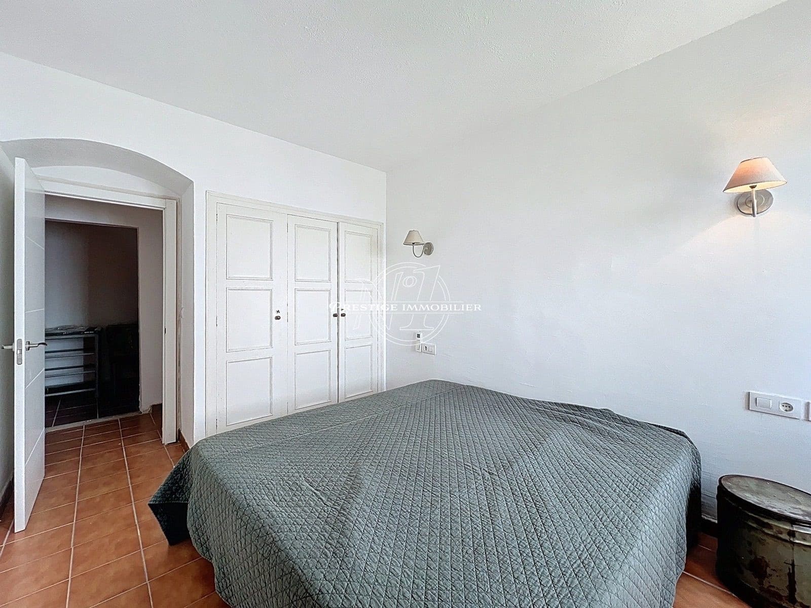 6 bedroom Villa for sale in Roses with pool - € 2,490,000 (Ref: 9263592)