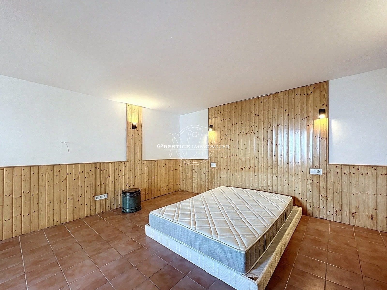 6 bedroom Villa for sale in Roses with pool - € 2,490,000 (Ref: 9263592)