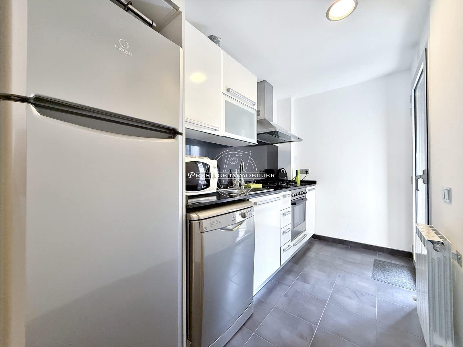 2 bedroom Apartment for sale in Roses - € 230,000 (Ref: 9263594)