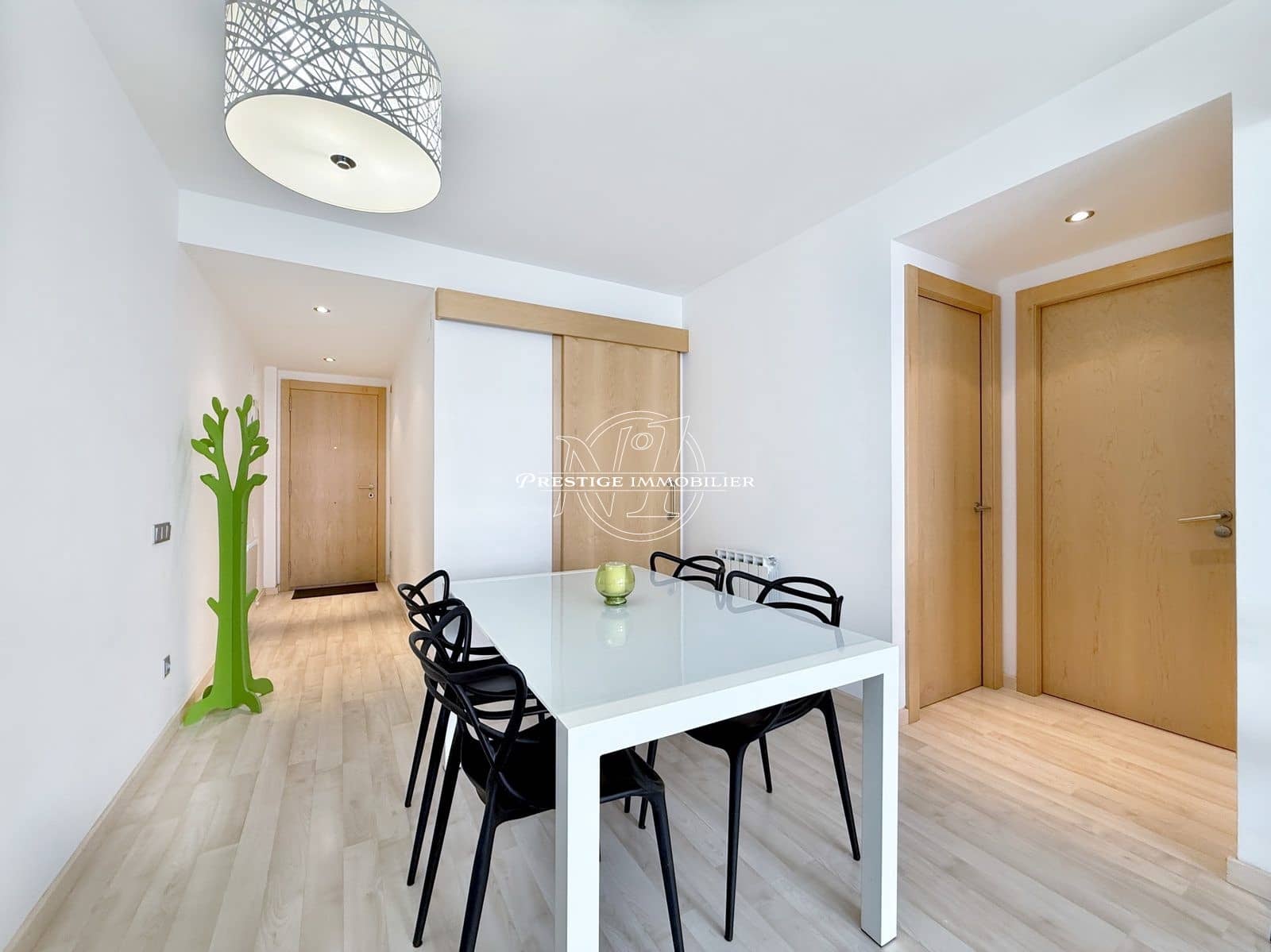 2 bedroom Apartment for sale in Roses - € 230,000 (Ref: 9263594)