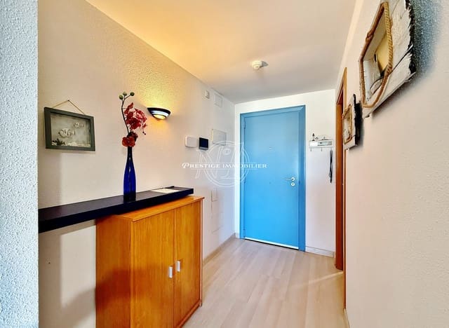 2 Zimmer Apartment zu verkaufen in Roses mit Pool - 215.000 € (Ref: 9263595)