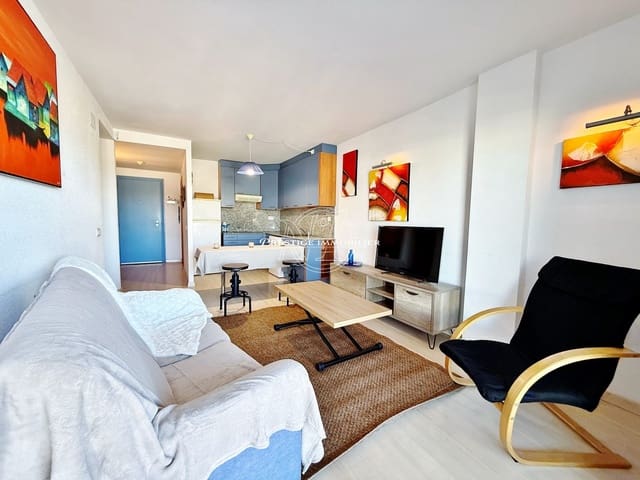 2 Zimmer Apartment zu verkaufen in Roses mit Pool - 215.000 € (Ref: 9263595)