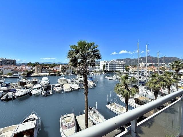 2 Zimmer Apartment zu verkaufen in Roses mit Pool - 215.000 € (Ref: 9263595)