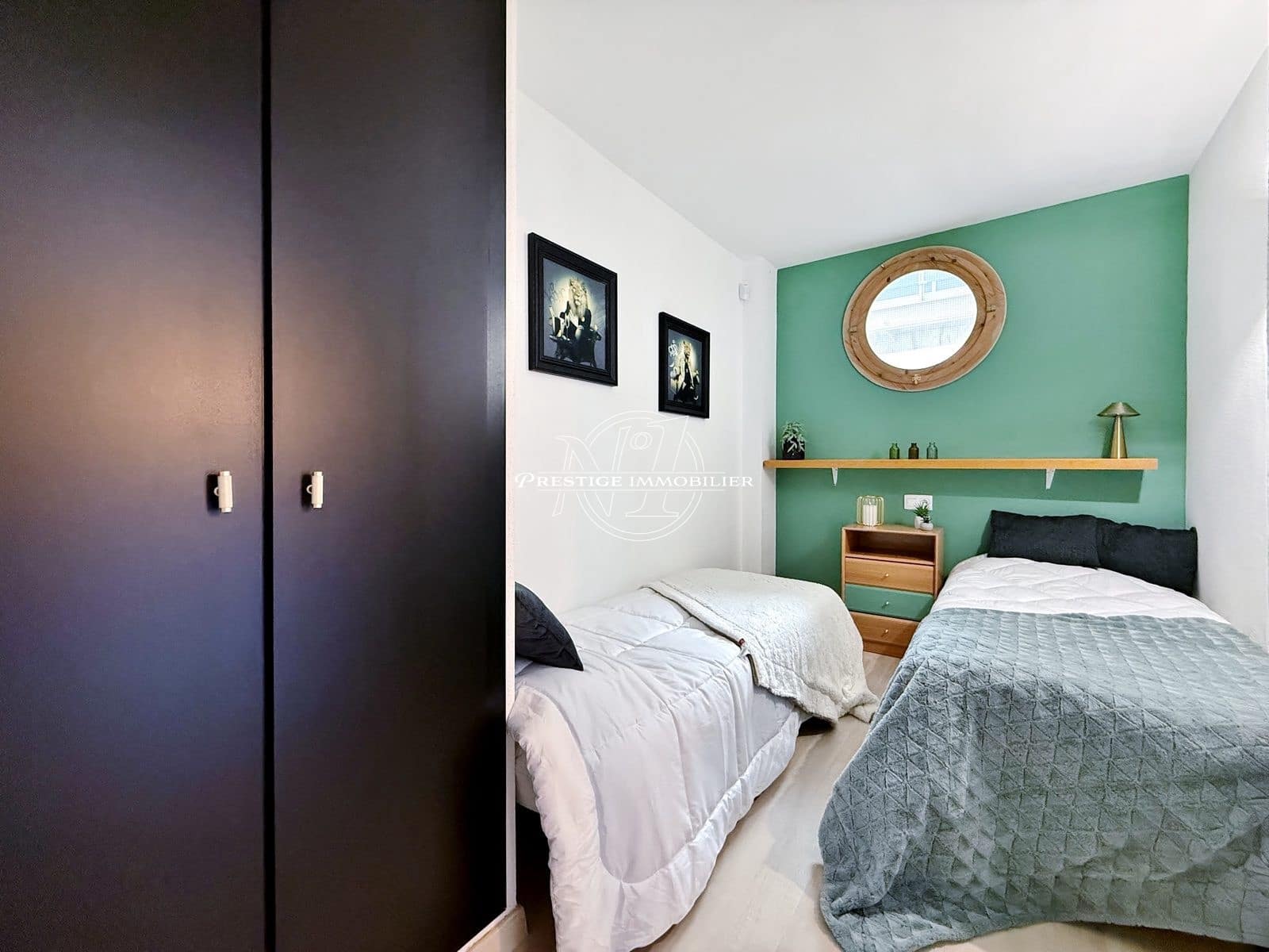 2 bedroom Apartment for sale in Roses with pool - € 229,000 (Ref: 9263595)