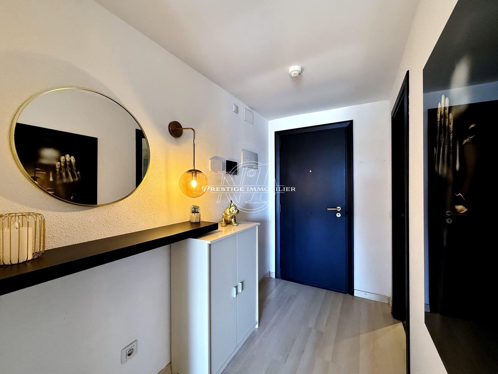 2 bedroom Apartment for sale in Roses with pool - € 229,000 (Ref: 9263595)