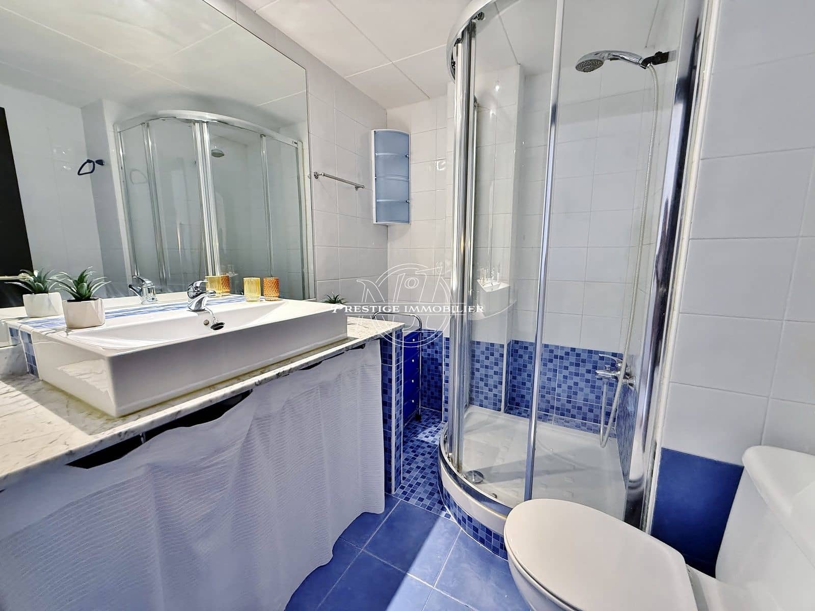 2 bedroom Apartment for sale in Roses with pool - € 229,000 (Ref: 9263595)