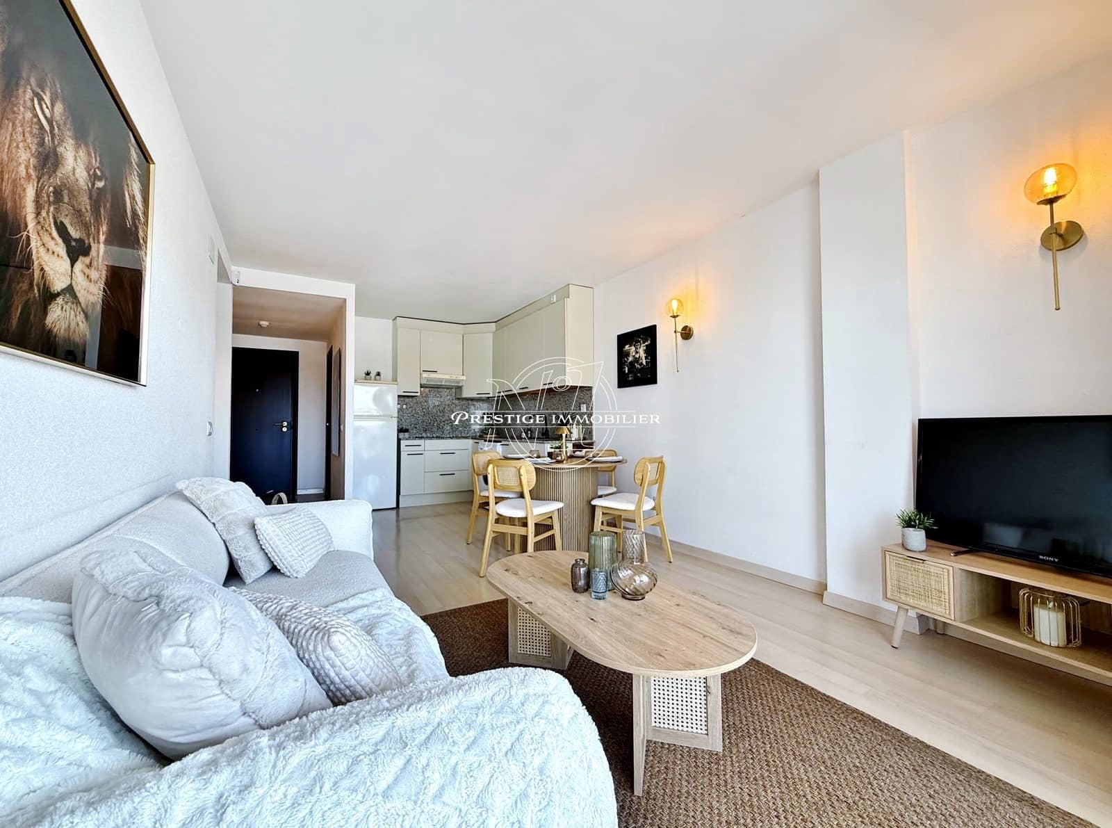 2 bedroom Apartment for sale in Roses with pool - € 229,000 (Ref: 9263595)