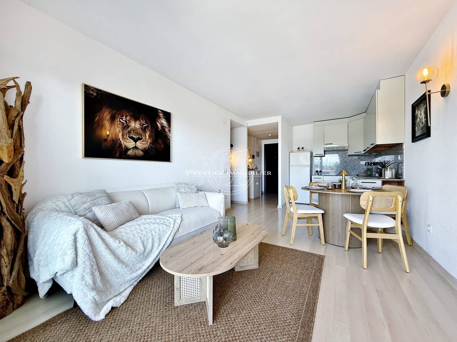 2 bedroom Apartment for sale in Roses with pool - € 229,000 (Ref: 9263595)