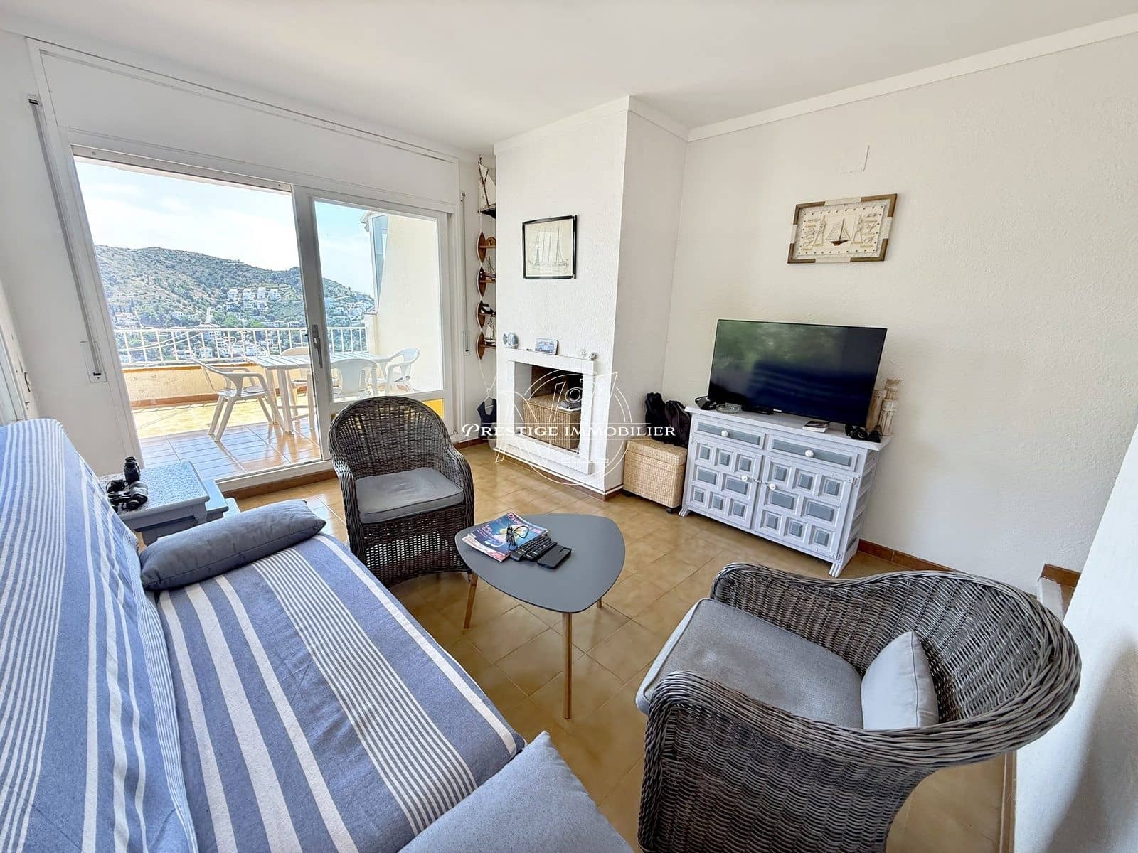 2 bedroom Apartment for sale in Roses - € 269,000 (Ref: 9263597)