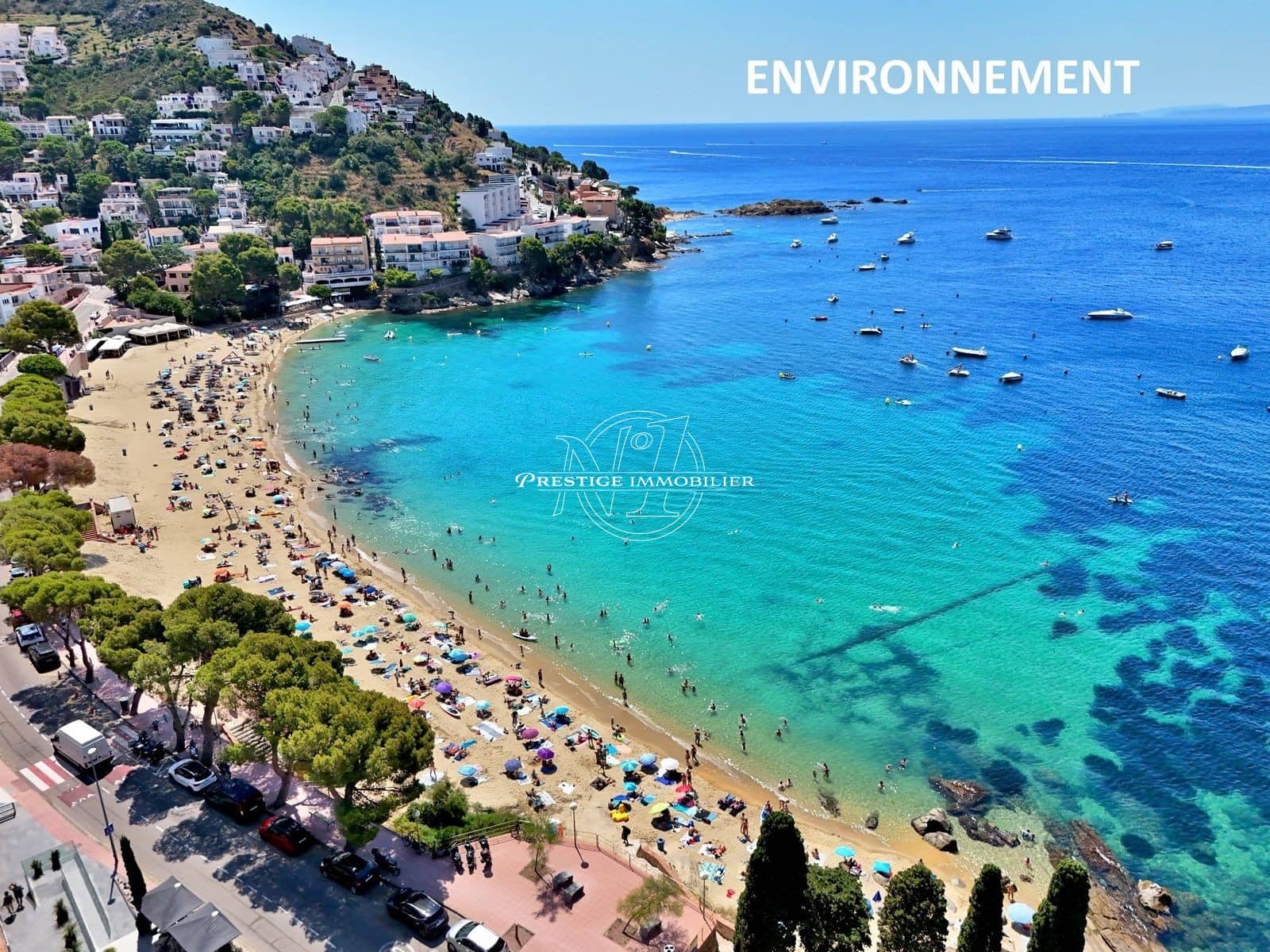 2 bedroom Apartment for sale in Roses - € 269,000 (Ref: 9263597)