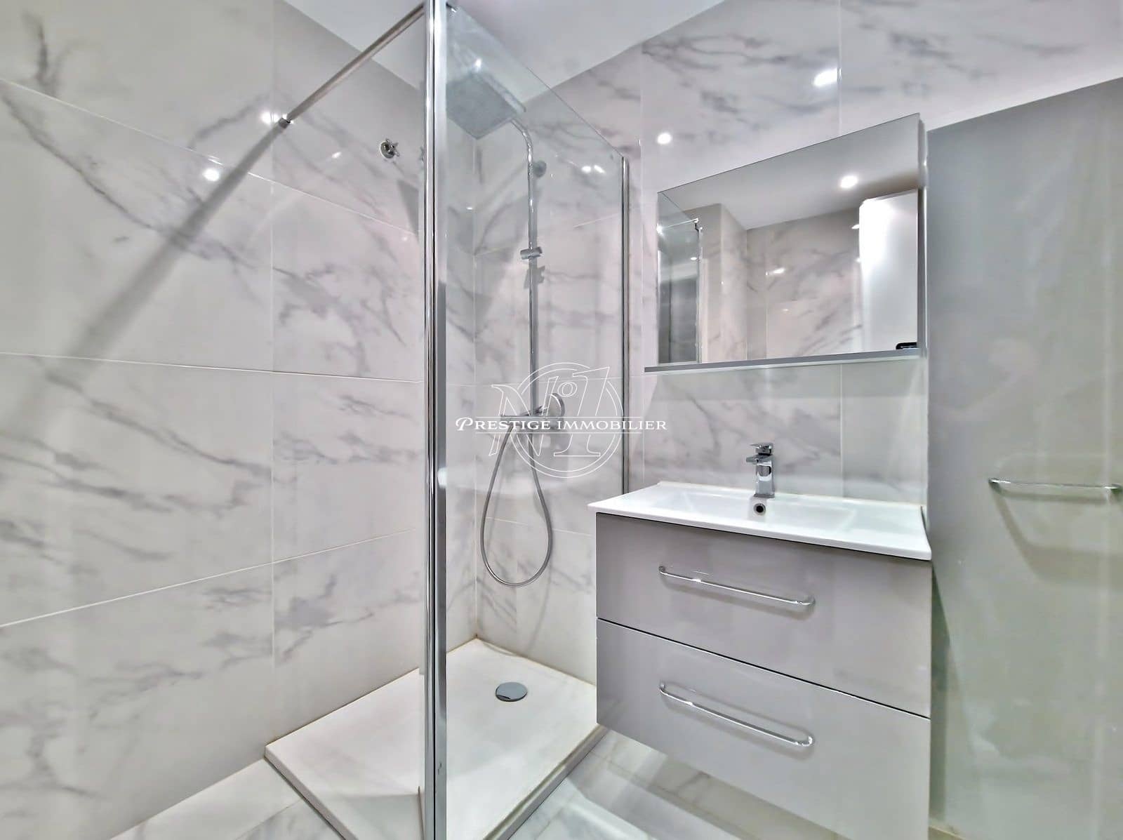 1 bedroom Apartment for sale in Roses - € 289,000 (Ref: 9263598)