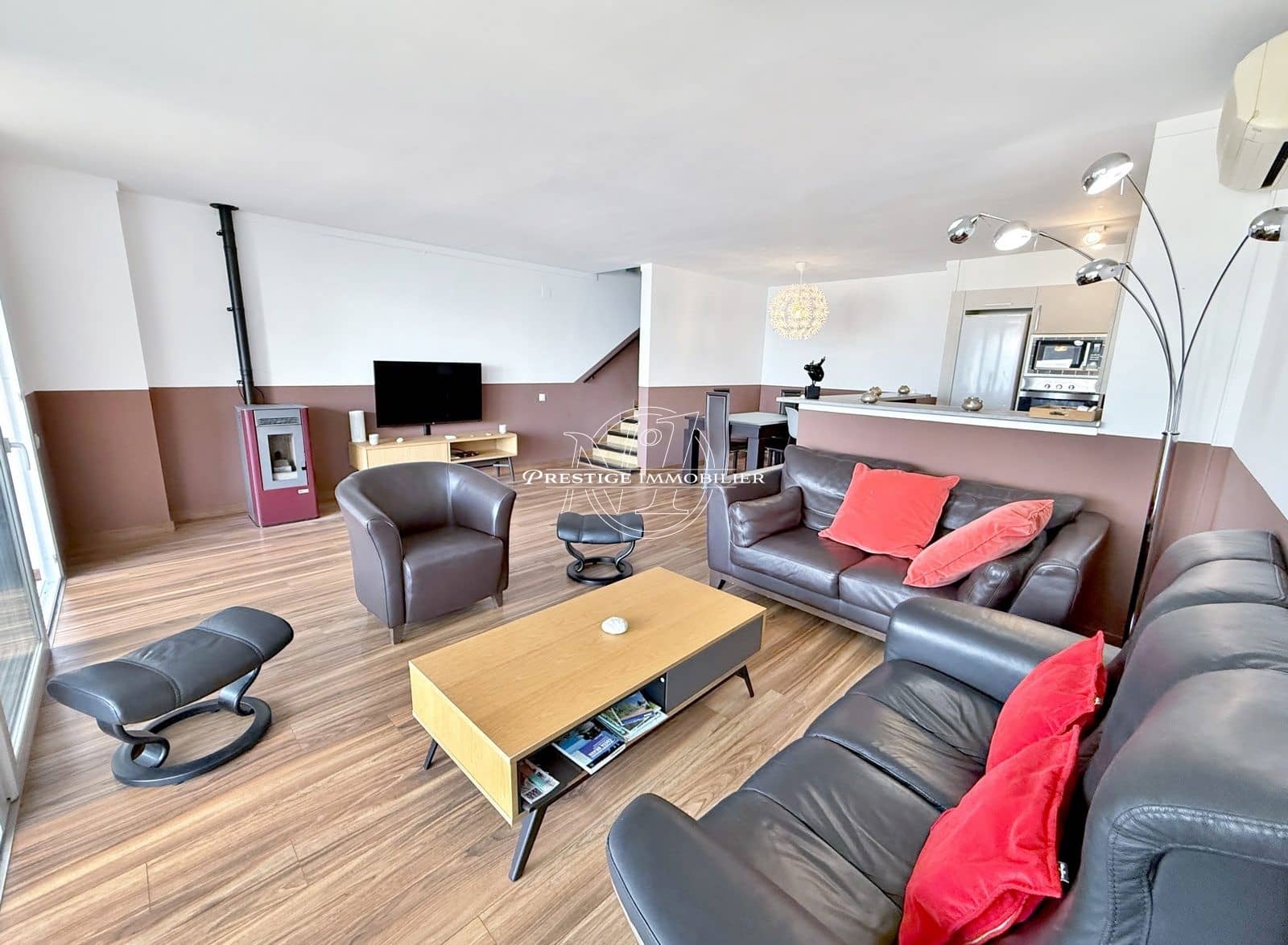 2 bedroom Apartment for sale in Roses - € 239,000 (Ref: 9263601)