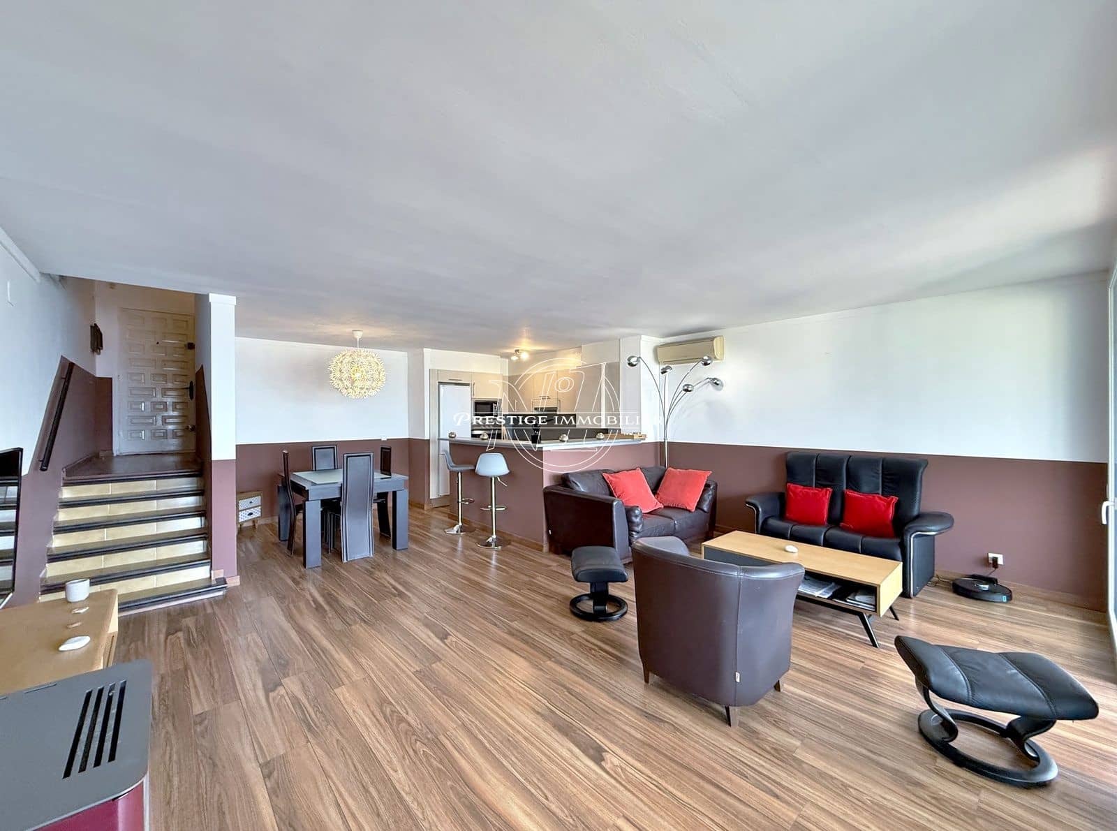 2 bedroom Apartment for sale in Roses - € 239,000 (Ref: 9263601)