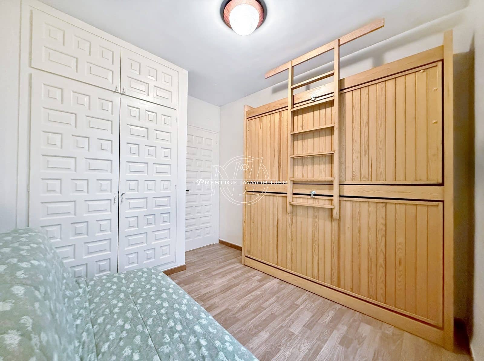 2 bedroom Apartment for sale in Roses - € 239,000 (Ref: 9263601)