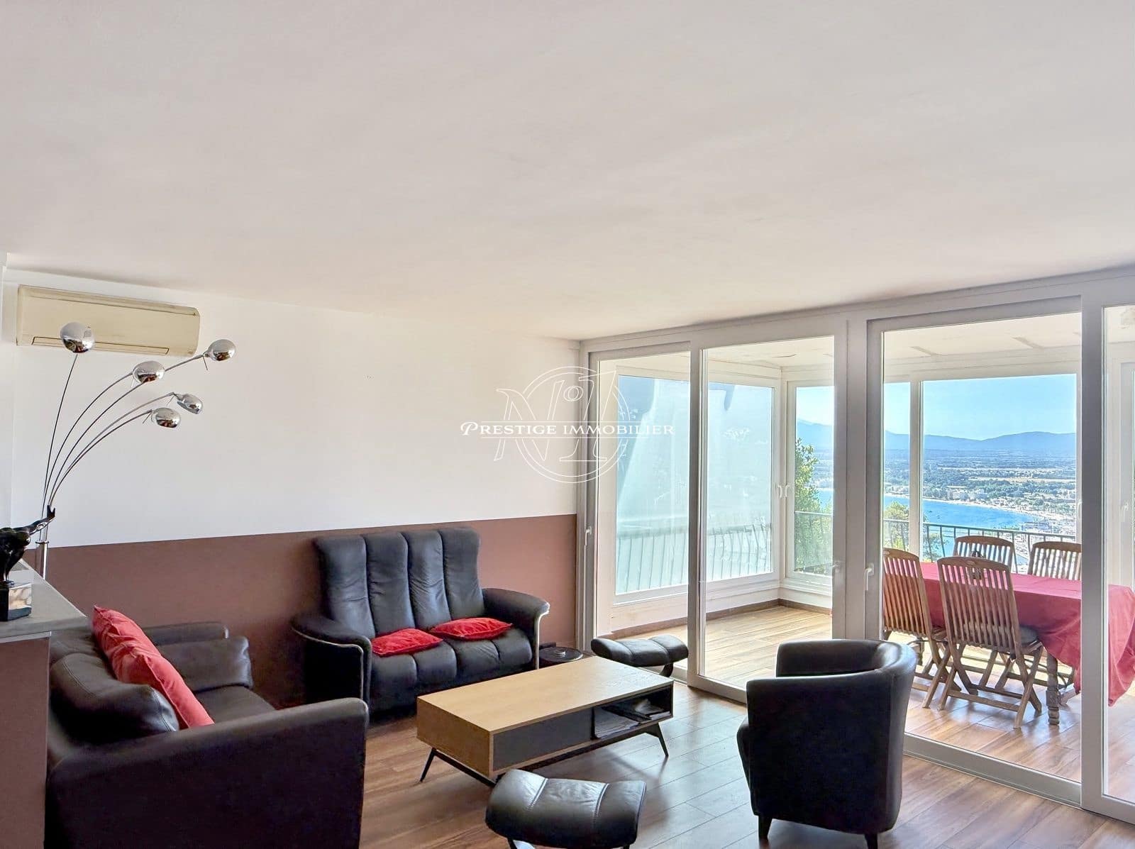 2 bedroom Apartment for sale in Roses - € 239,000 (Ref: 9263601)