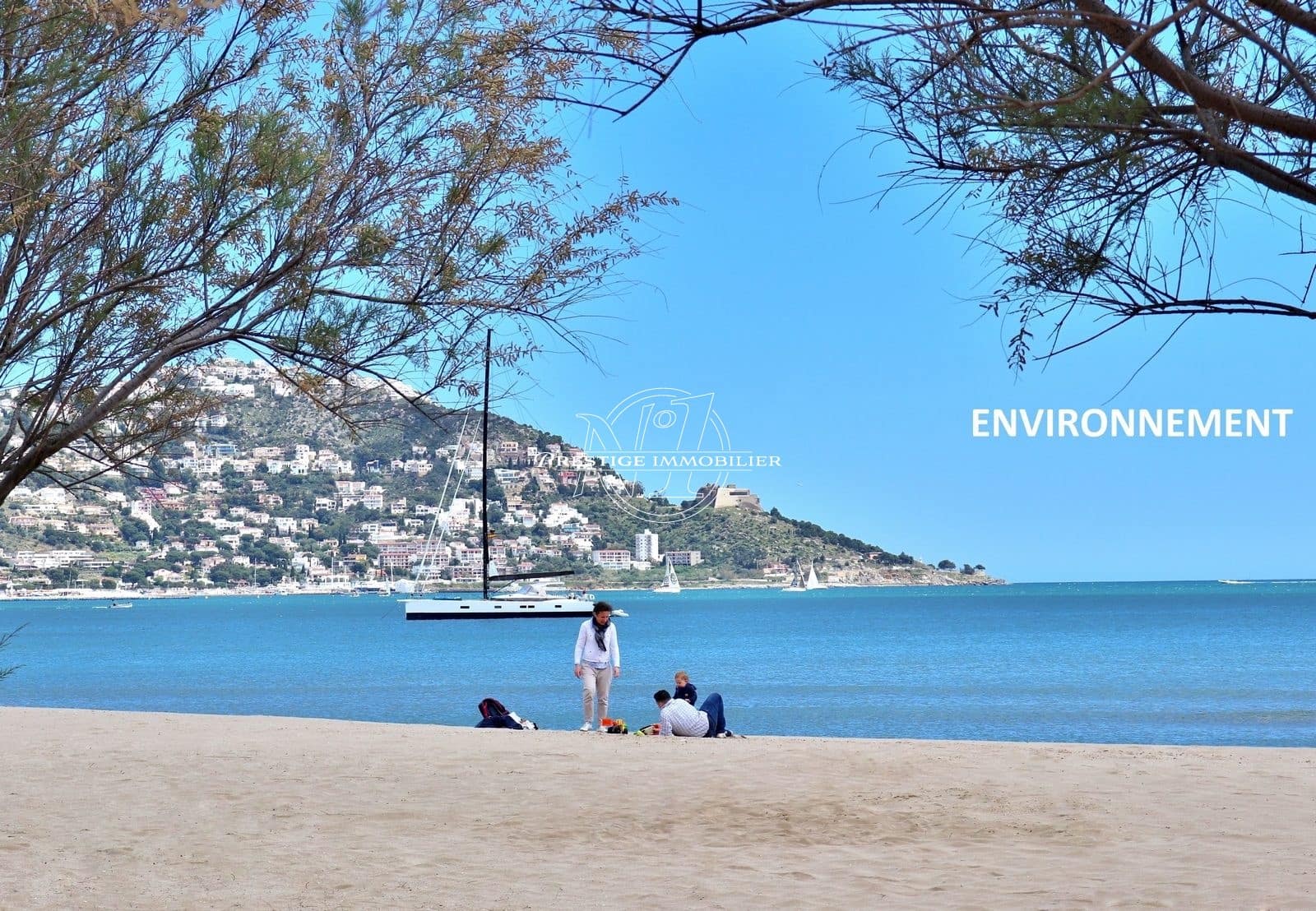 2 bedroom Apartment for sale in Roses - € 225,000 (Ref: 9263603)