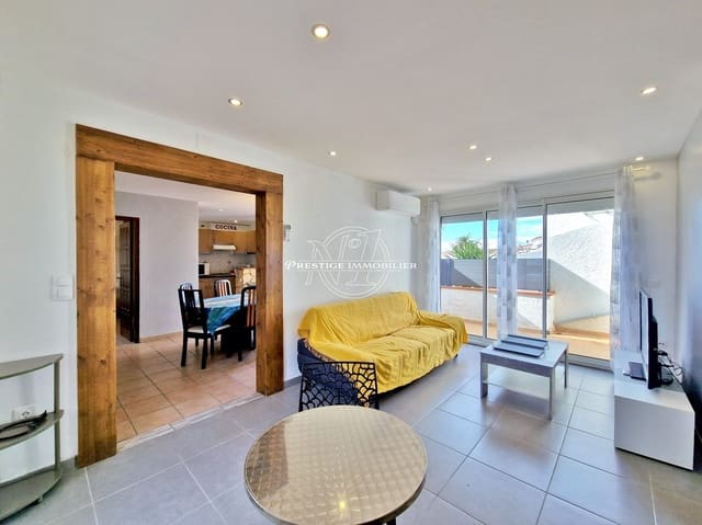 3 slaapkamer Appartement te koop in Empuriabrava, Castelló d'Empúries - € 240.000 (Ref: 9263605)