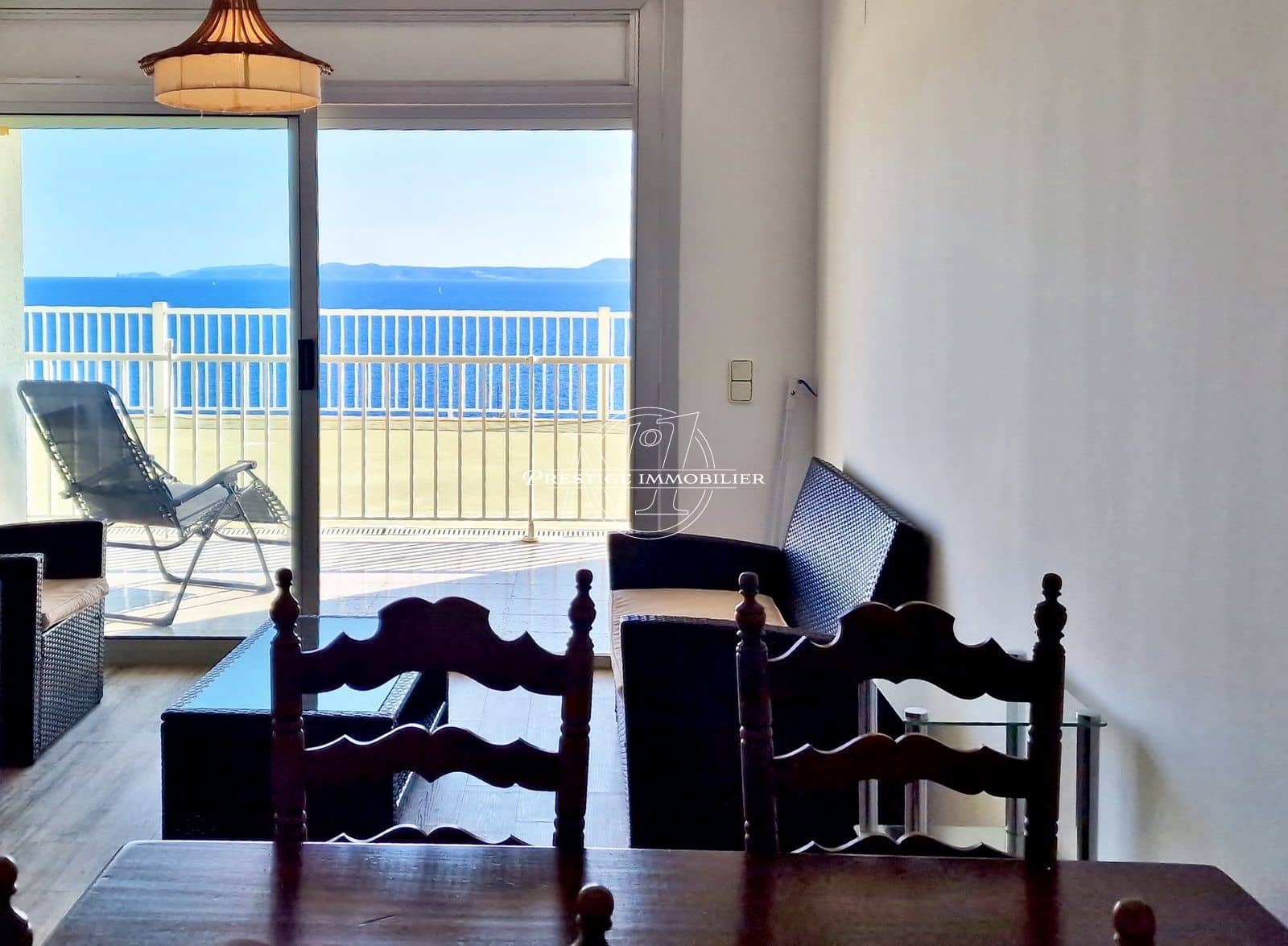 2 bedroom Apartment for sale in Roses - € 250,000 (Ref: 9263606)