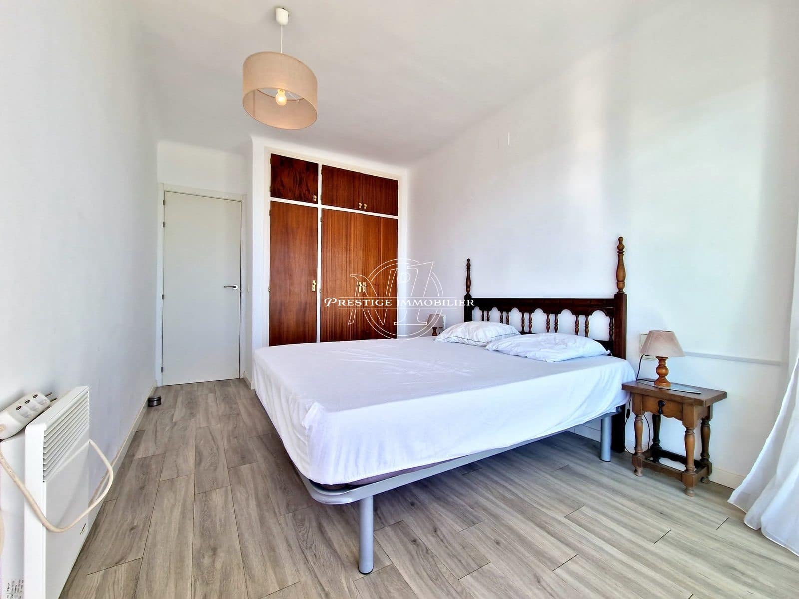 2 bedroom Apartment for sale in Roses - € 250,000 (Ref: 9263606)