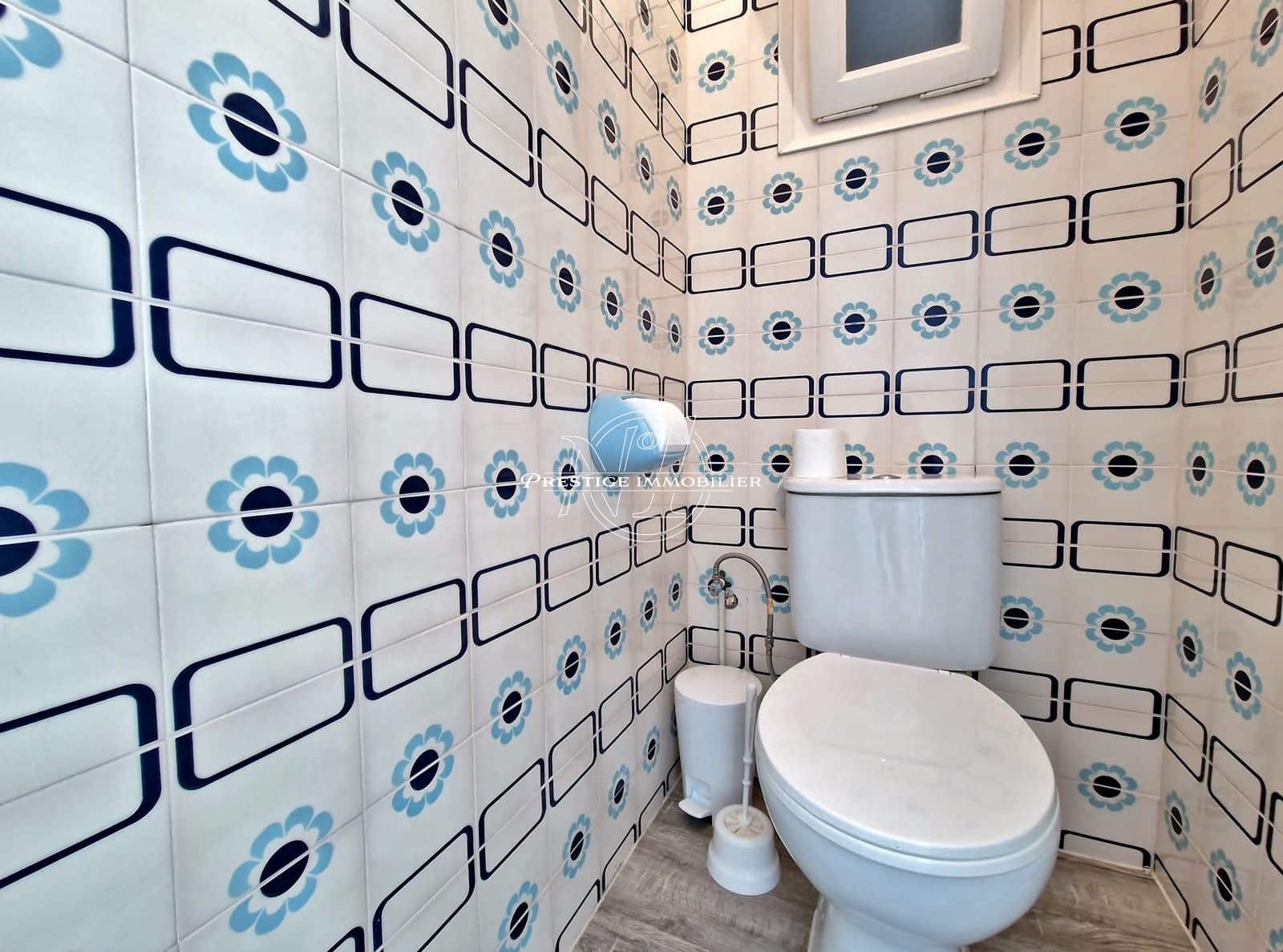 2 bedroom Apartment for sale in Roses - € 250,000 (Ref: 9263606)