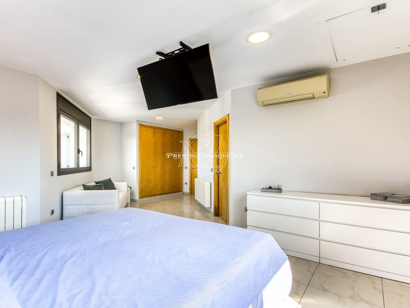 4 slaapkamer Villa te koop in Ordis - € 575.000 (Ref: 9263610)