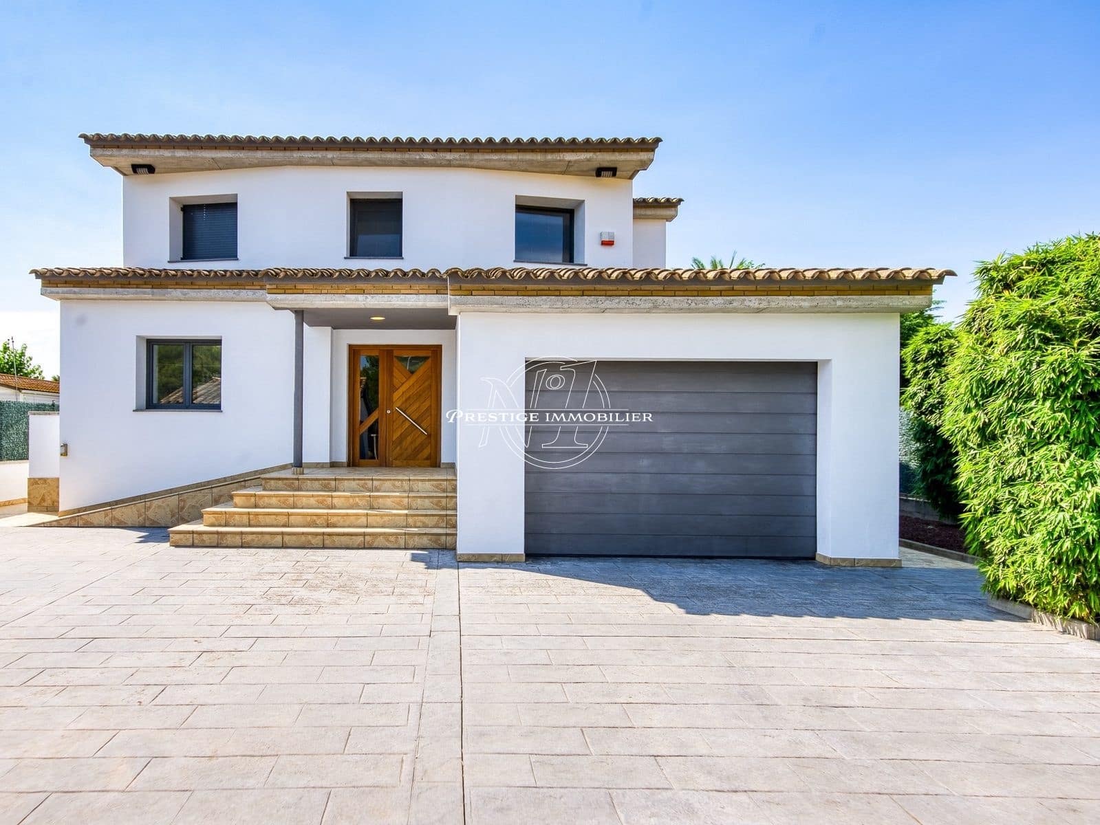 4 slaapkamer Villa te koop in Ordis - € 575.000 (Ref: 9263610)