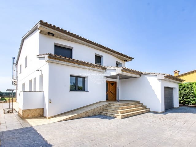 4 bedroom Villa for sale in Ordis - € 575,000 (Ref: 9263610)