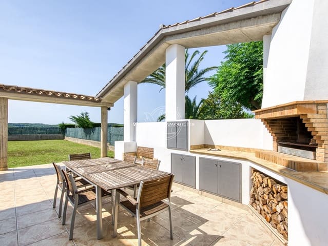4 bedroom Villa for sale in Ordis - € 575,000 (Ref: 9263610)