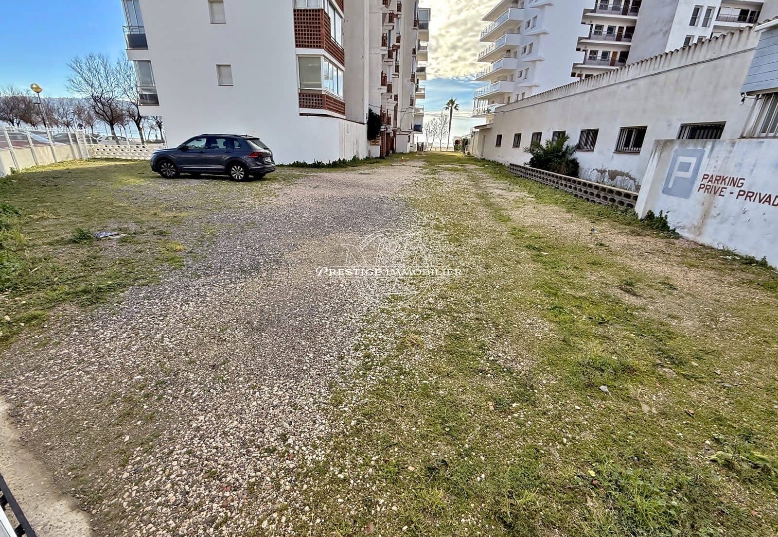 2 bedroom Apartment for sale in Roses - € 285,000 (Ref: 9263617)