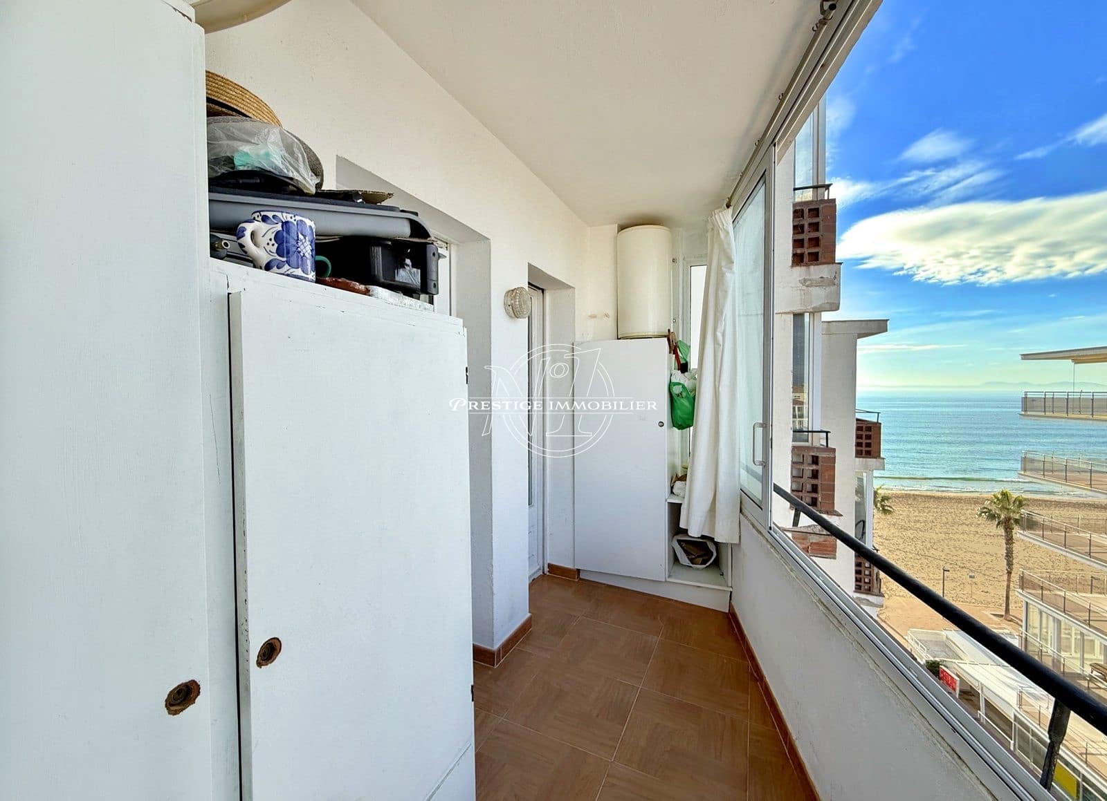 2 bedroom Apartment for sale in Roses - € 285,000 (Ref: 9263617)