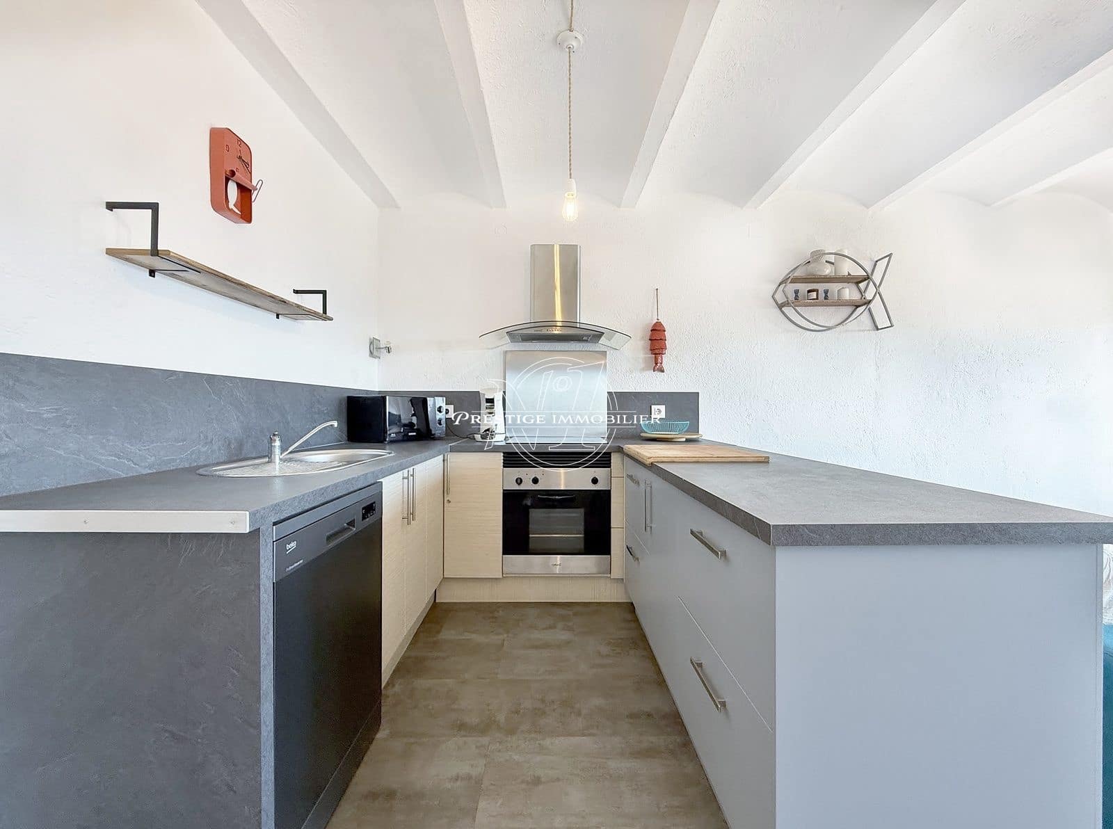 3 bedroom Apartment for sale in Roses - € 299,000 (Ref: 9263618)