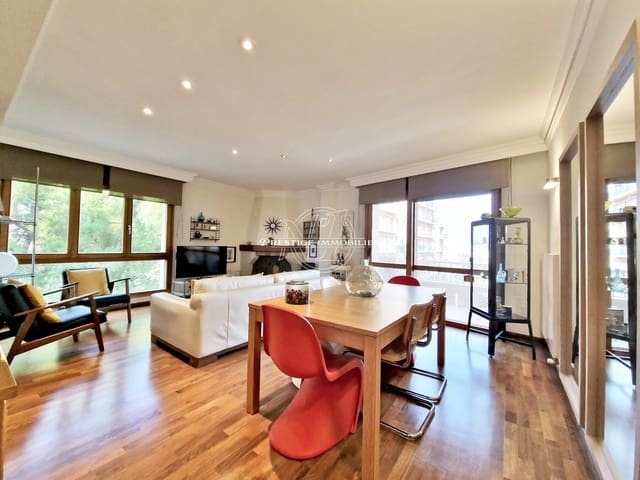 Apartamento de 3 habitaciones en Figueres en venta - 319.000 € (Ref: 9263619)