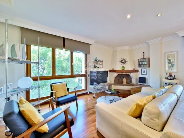 Apartamento de 3 habitaciones en Figueres en venta - 319.000 € (Ref: 9263619)