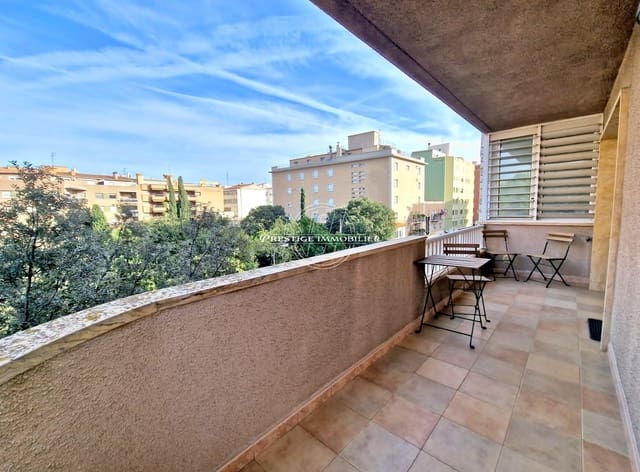 Apartamento de 3 habitaciones en Figueres en venta - 319.000 € (Ref: 9263619)