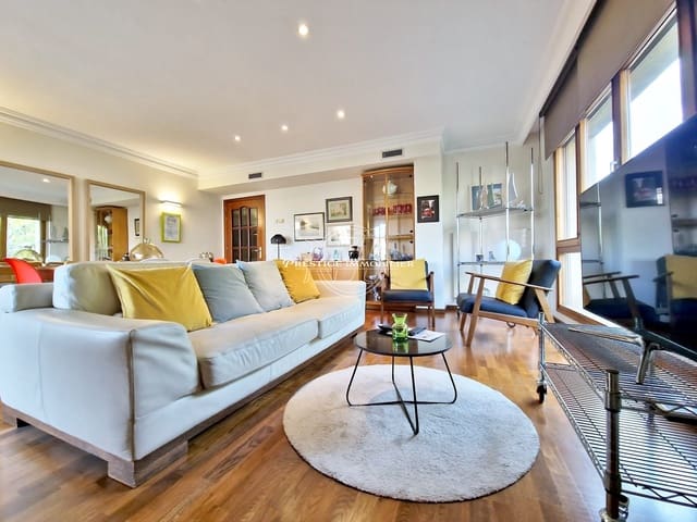 Apartamento de 3 habitaciones en Figueres en venta - 319.000 € (Ref: 9263619)