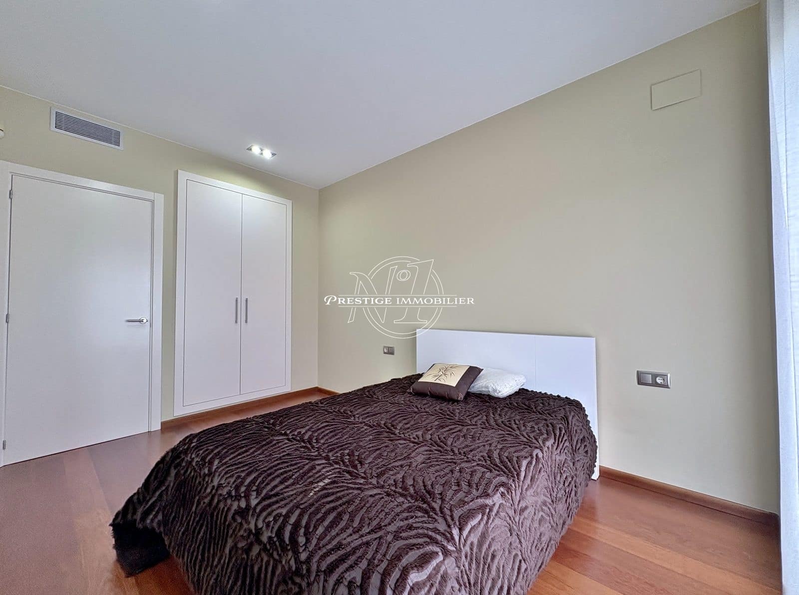 11 bedroom Villa for sale in Vilafant with pool - € 630,000 (Ref: 9263628)